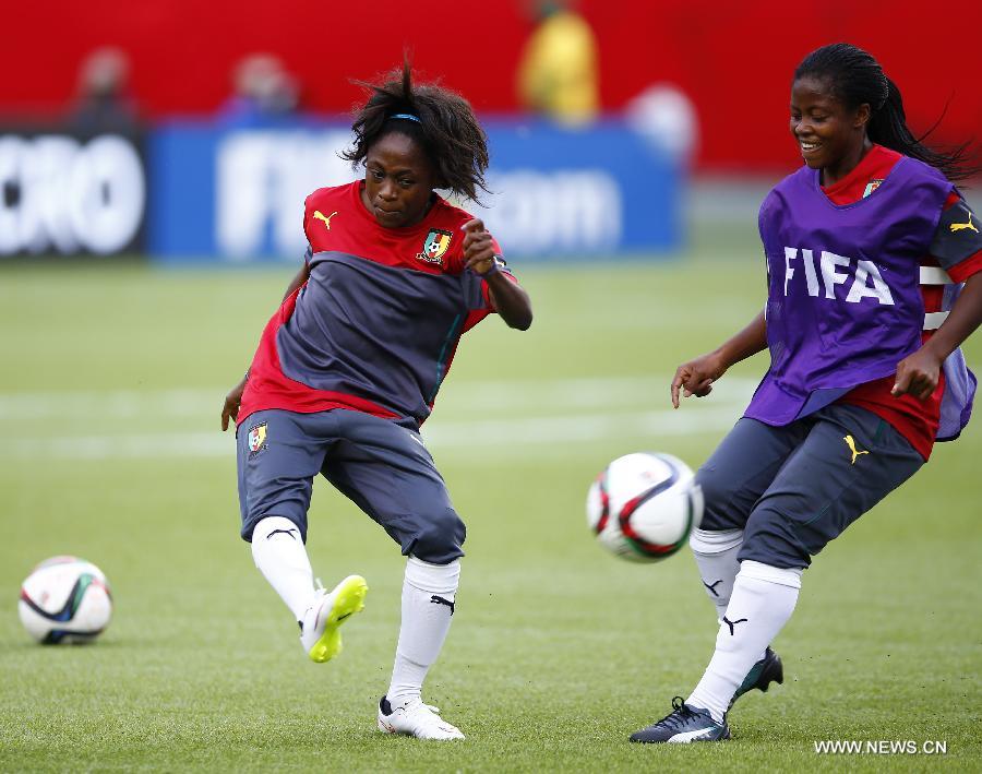 (SP)CANADA-EDMONTON-FIFA WOMEN'S WORLD CUP-CAMEROON-TRAINING