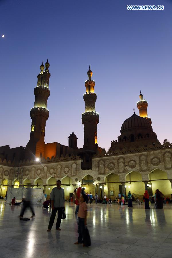 Egyptians gather and pray at Al-Azhar Mosque in Cairo, Egypt, on June 22, 2015. 