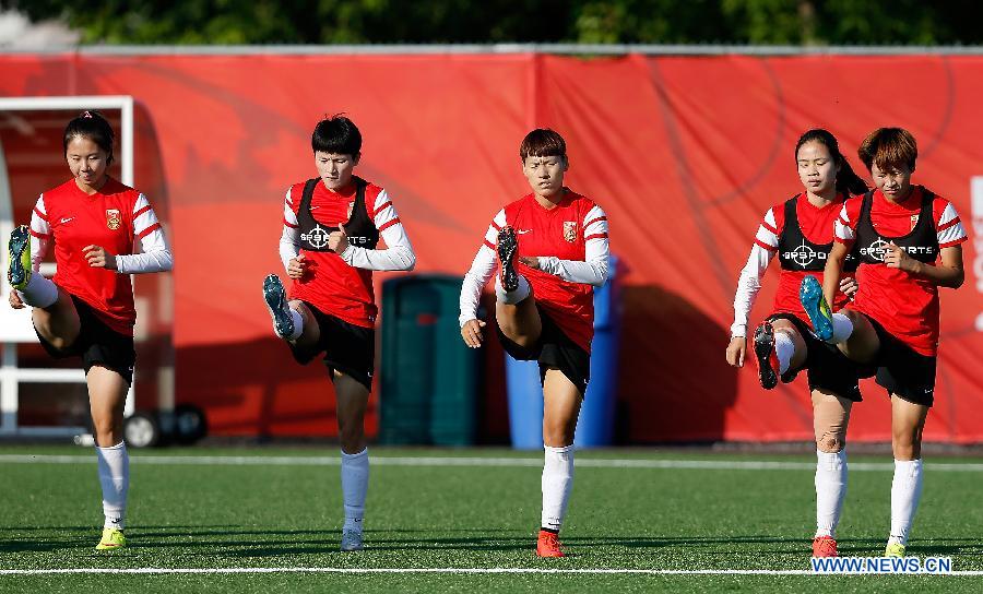 (SP)CANADA-OTTAWA-FIFA-WOMEN'S WORLD CUP-TRAINING SESSION-CHINA