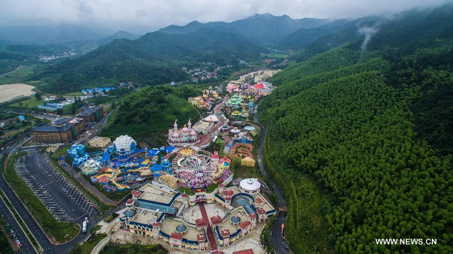 CHINA-ZHEJIANG-ANJI-HELLO KITTY-THEME PARK-OPEN (CN)