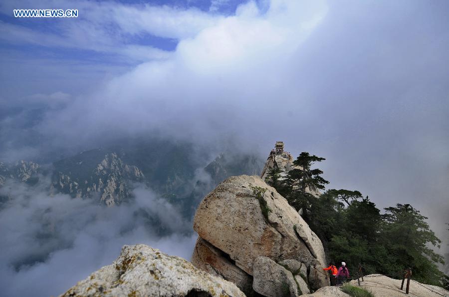 CHINA-SHAANXI-HUASHAN MOUNTAIN-VIEWS (CN)