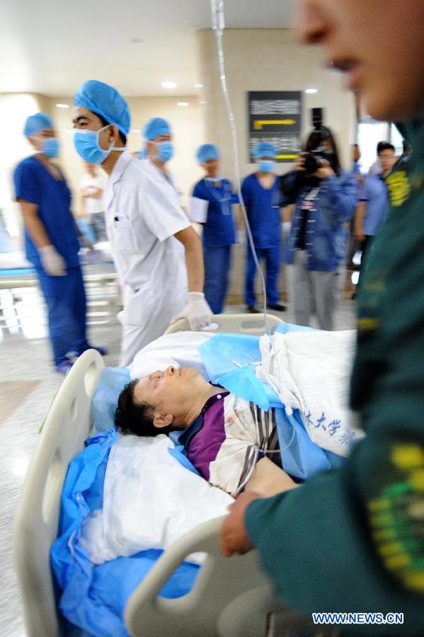CHINA-JILIN-ROAD ACCIDENT-TREATMENT (CN)