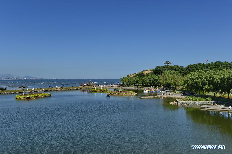 Photo taken on Aug. 22, 2014 shows the Geziwo Park in Qinhuangdao City, north China's Hebei Province. 