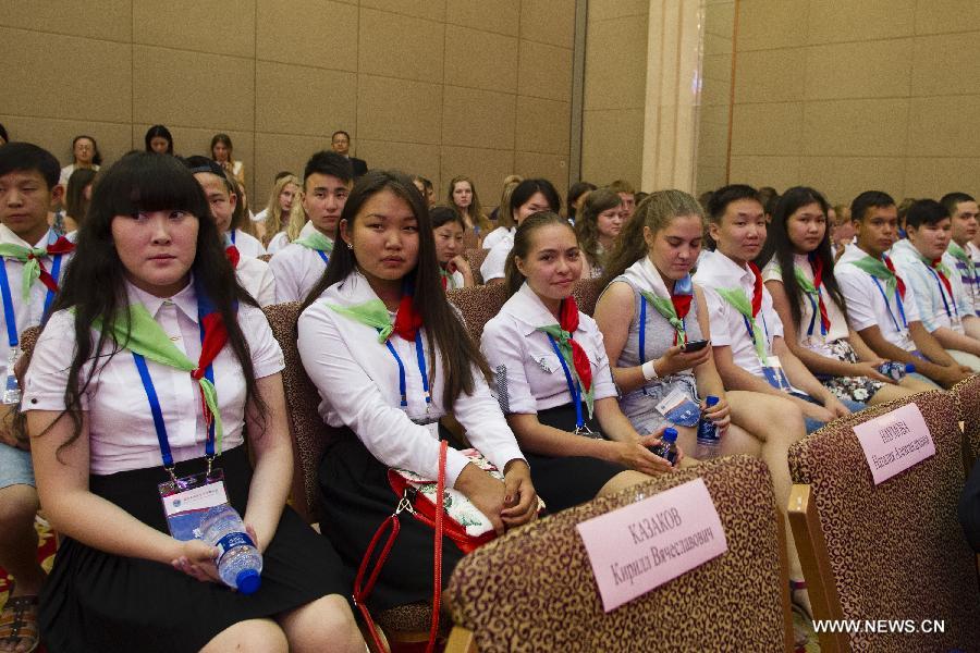  The 8-day summer camp attracted 196 Russian teenagers to take part in.