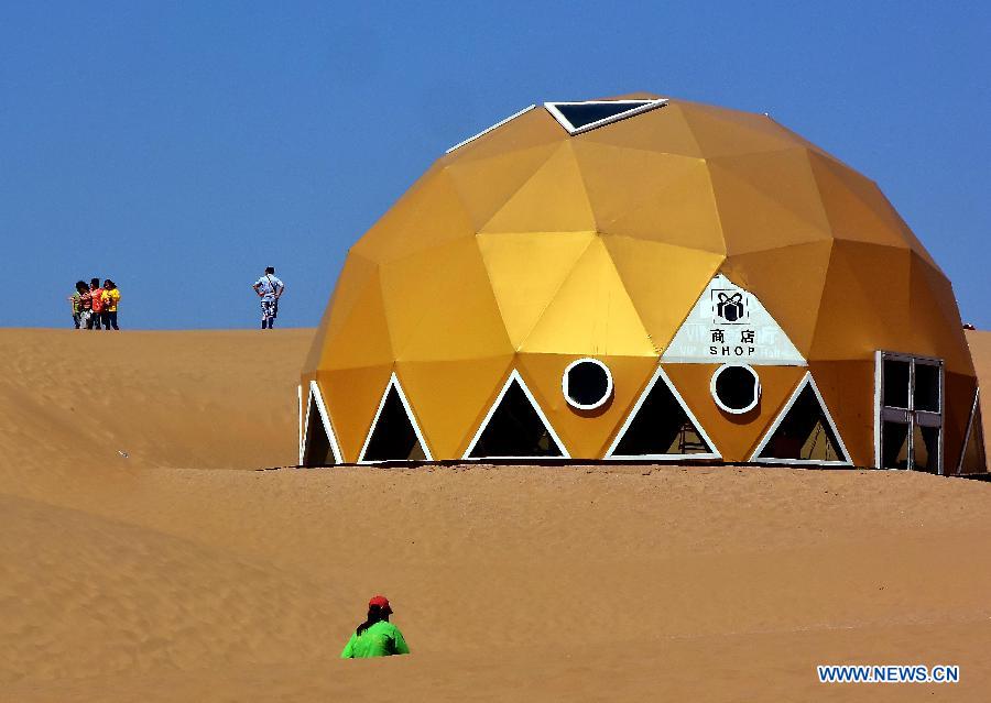 CHINA-INNER MONGOLIA-ORDOS-TOURISM-DESERT (CN)