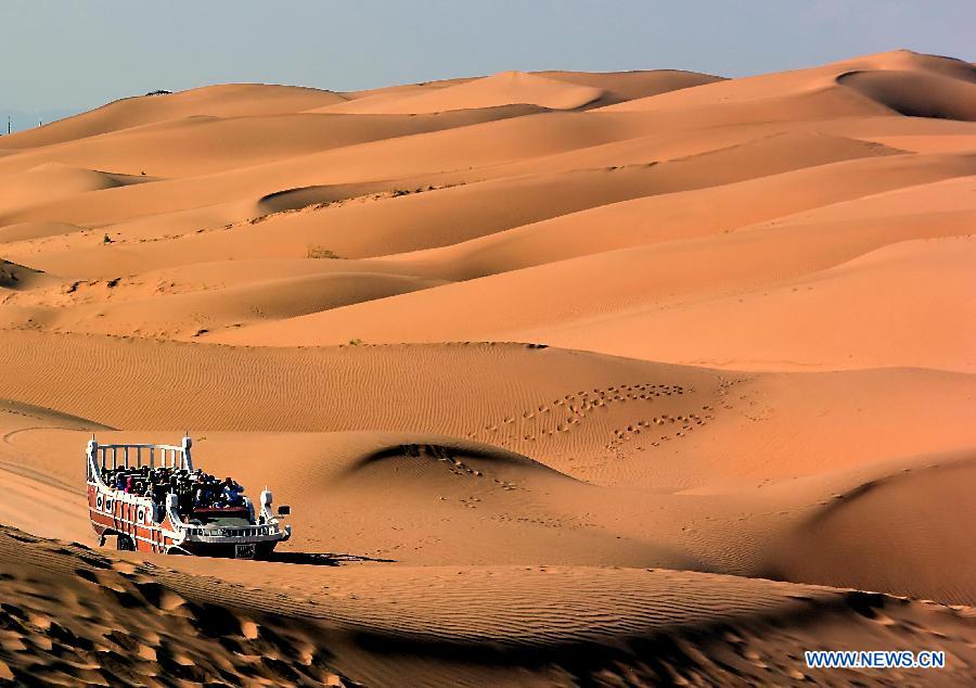 CHINA-INNER MONGOLIA-ORDOS-TOURISM-DESERT (CN)
