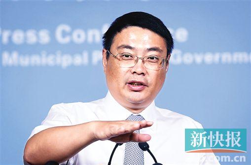 Vice mayor of Guangzhou, Guangzhou will not introduce questions to answer the reporter a press briefing on the vice mayor Wang Dongzai Guangzhou City Friday afternoon leave policy