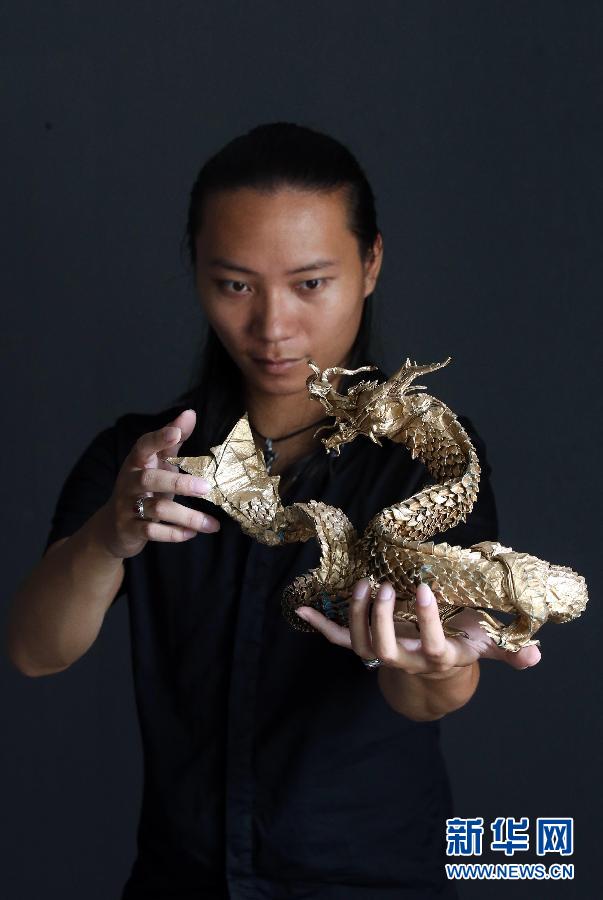 #（晚报）（2）叹为观“纸”