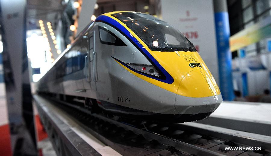 Product models of Zhuzhou Electric Locomotive Co., Ltd. were displayed during the expo that kicked off on Friday. 