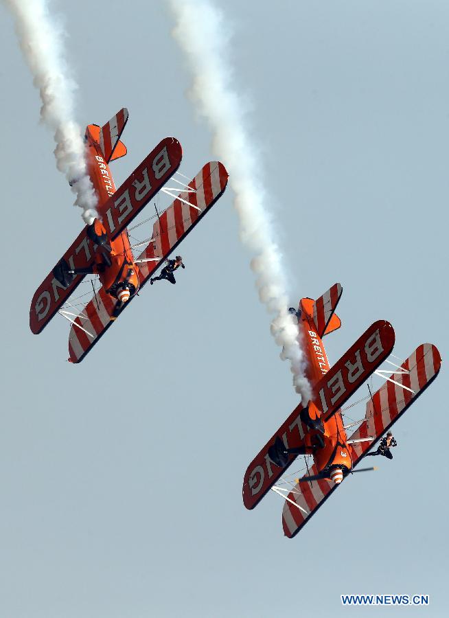 The Breitling Wingwalkers perform during Zhengzhou Airshow 2015 in Zhengzhou, capital of central China's Henan Province, Sept. 25, 2015. 