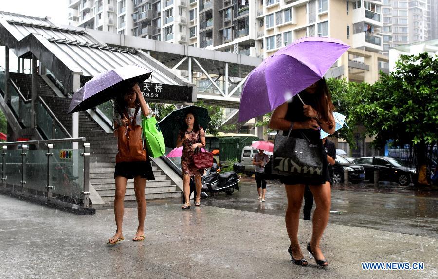 CHINA-GUANGZHOU-TYPHOON MUJIGAE (CN)