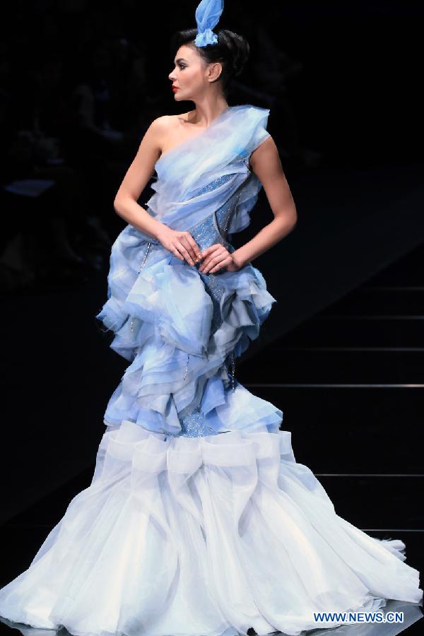 CHINA-BEIJING-FASHION WEEK-COLOR MAKE-UP(CN)