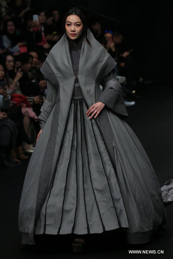 CHINA-BEIJING-FASHION WEEK (CN)