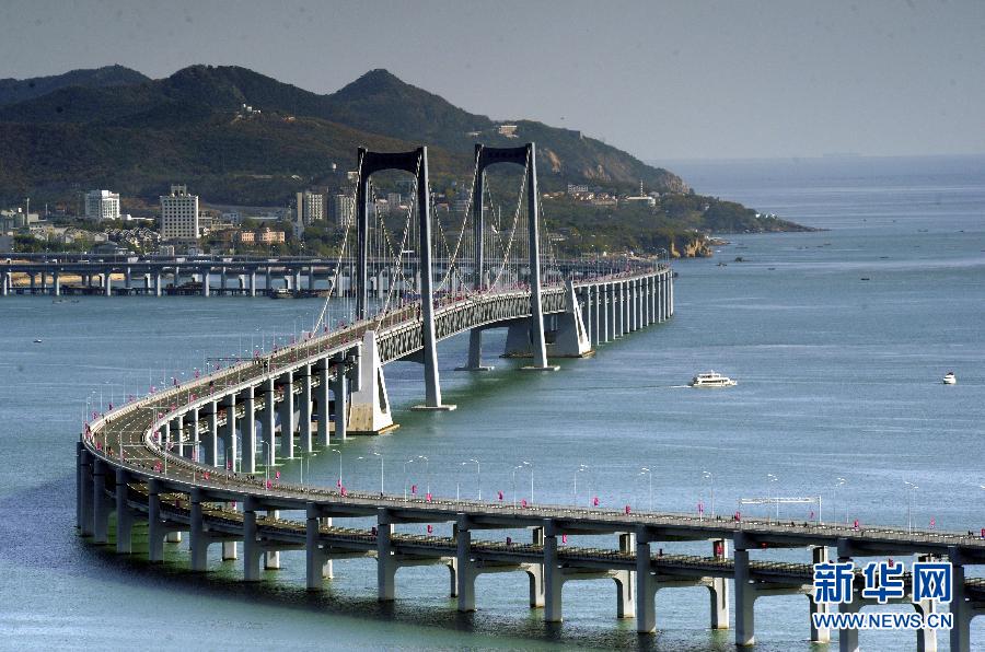 大连星海湾跨海大桥通车