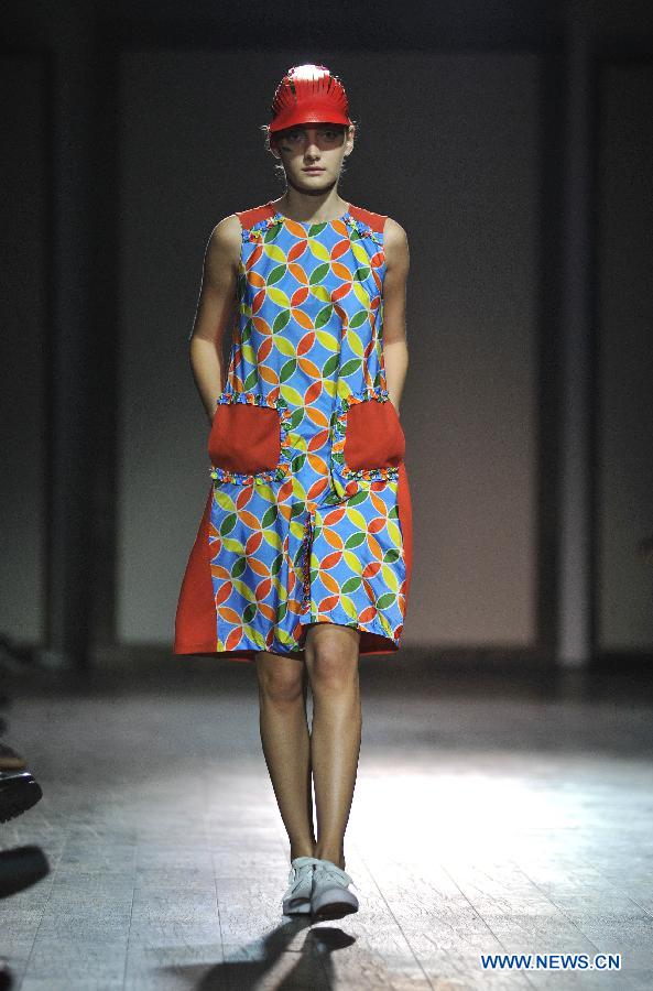 A model presents a creation of Ria Keburia during the Mercedes Benz Fashion Week in Tbilisi, capital of Georgia, on Nov. 7, 2015.