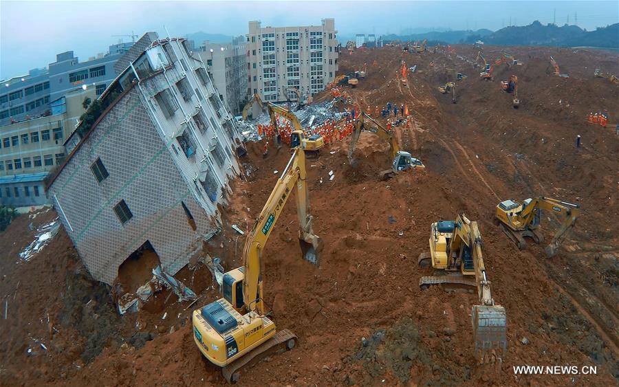 CHINA-SHENZHEN-LANDSLIDE-RESCUE (CN)