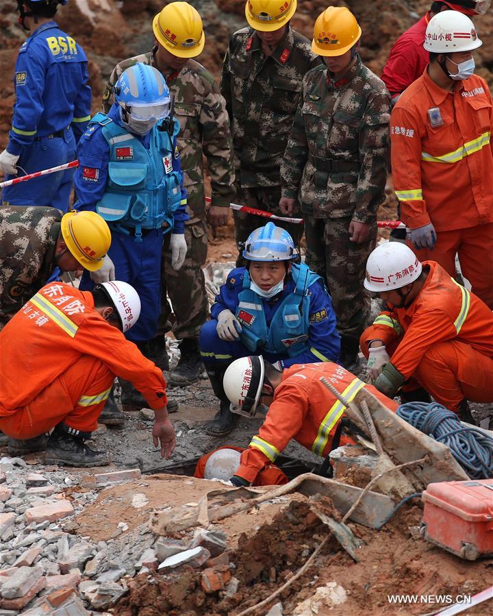 CHINA-SHENZHEN-LANDSLIDE-RESCUE (CN)