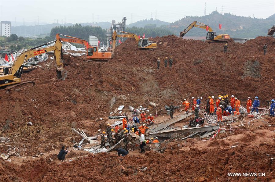 CHINA-SHENZHEN-LANDSLIDE-RESCUE (CN)