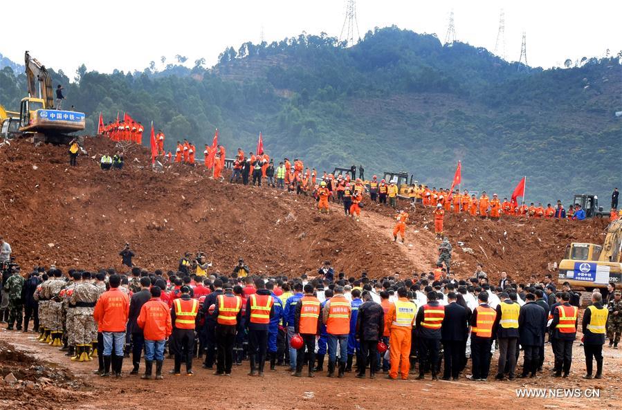 CHINA-SHENZHEN-LANDSLIDE-MOURNING (CN)