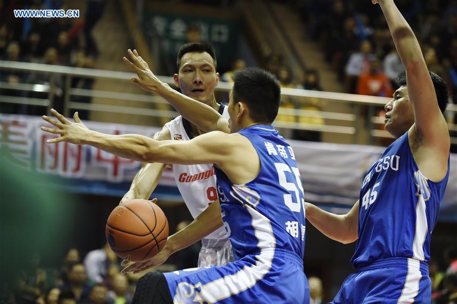 （体育）（13）篮球——CBA联赛：广东胜江苏