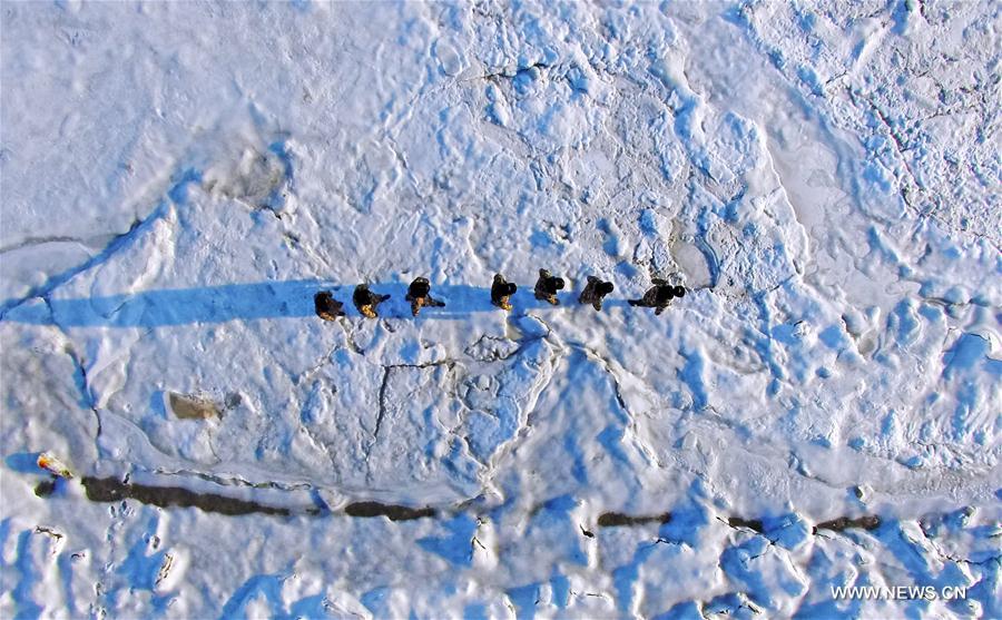 CHINA-LIAONING-XINGCHENG-SEA ICE (CN)