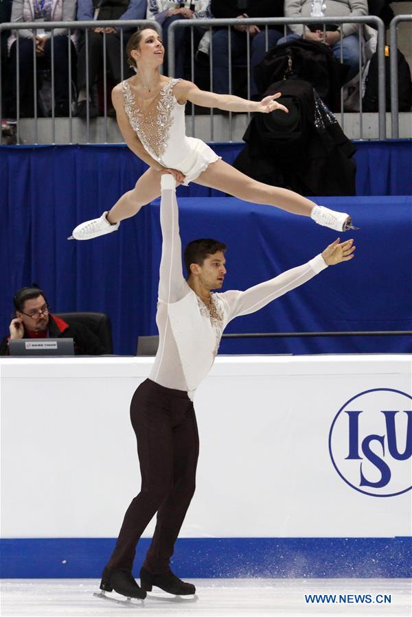  BRATISLAVA, Jan. 30, 2016 (Xinhua) -- Matteo Guarise (bottom) and Nicole Della Monica of Italy perform during the pairs short program at the 79th European Figure Skating Championships in Bratislava, capital of Slovakia, on Jan. 29, 2016. (Xinhua/Andrej Klizan) 