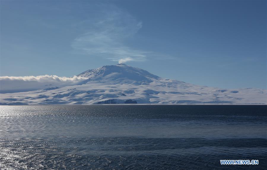 CHINA-ANTARCTICA-XUELONG-ROSS SEA-ARRIVAL (CN)