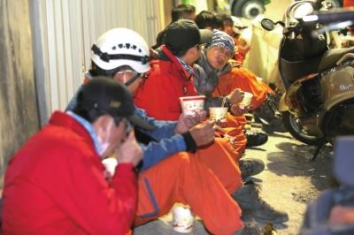 台灣地震已致40人遇難 仍有逾百人失聯