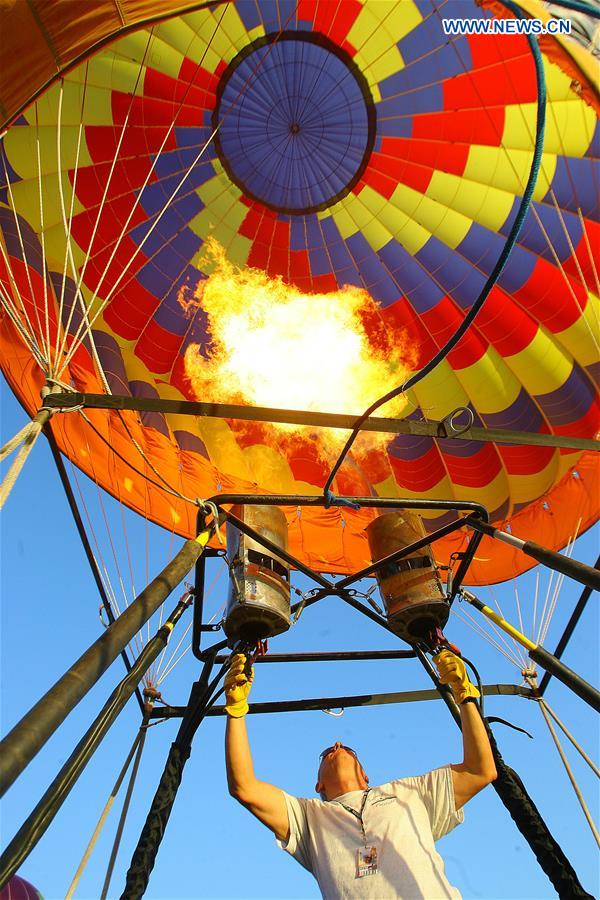 PHILIPPINES-PAMPANGA-HOT AIR BALLOON FESTIVAL
