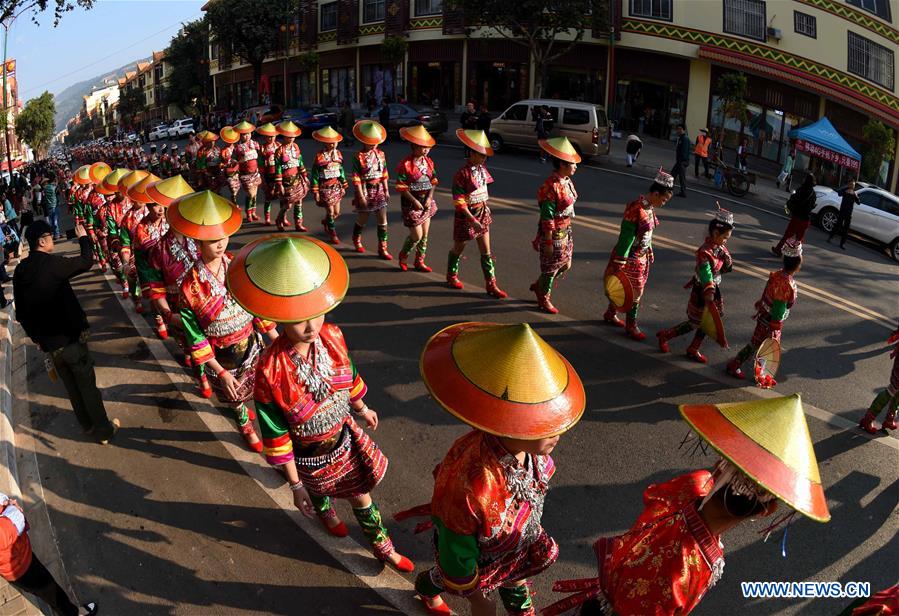 CHINA-YUNNAN-XINPING-HUAYAO DAI ETHNIC GROUP-HUAJIE FESTIVAL (CN)