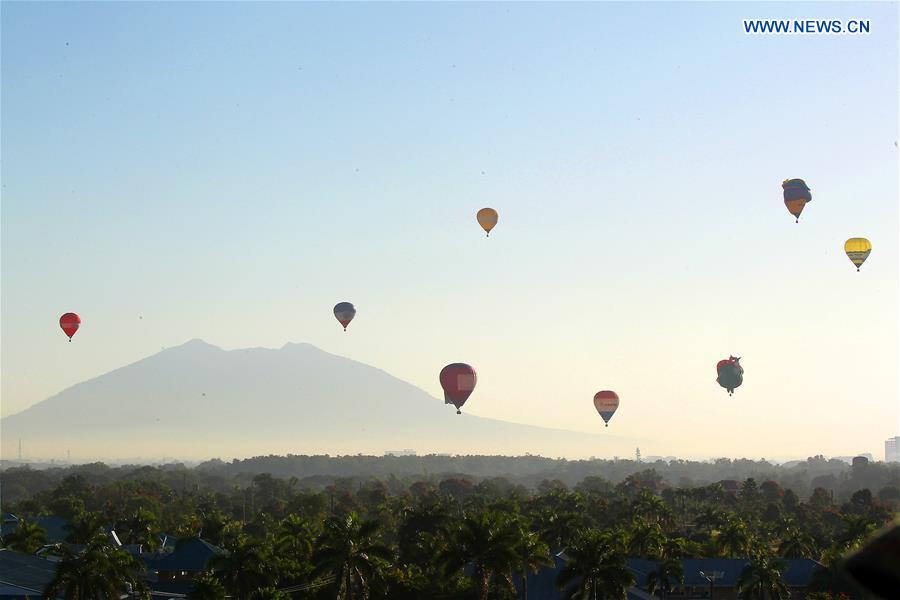 PHILIPPINES-PAMPANGA-HOT AIR BALLOON FESTIVAL