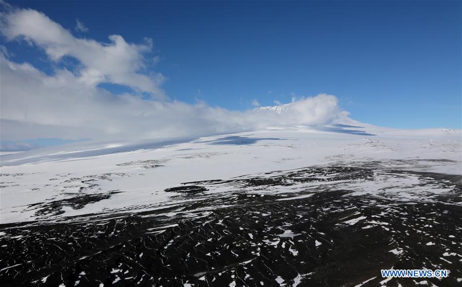 ANTARCTICA-XUELONG-ROSS SEA-SCENERY (CN)