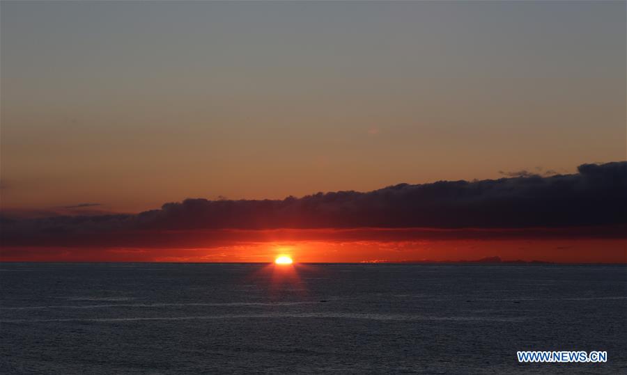 ANTARCTICA-XUELONG-ROSS SEA-SCENERY (CN)