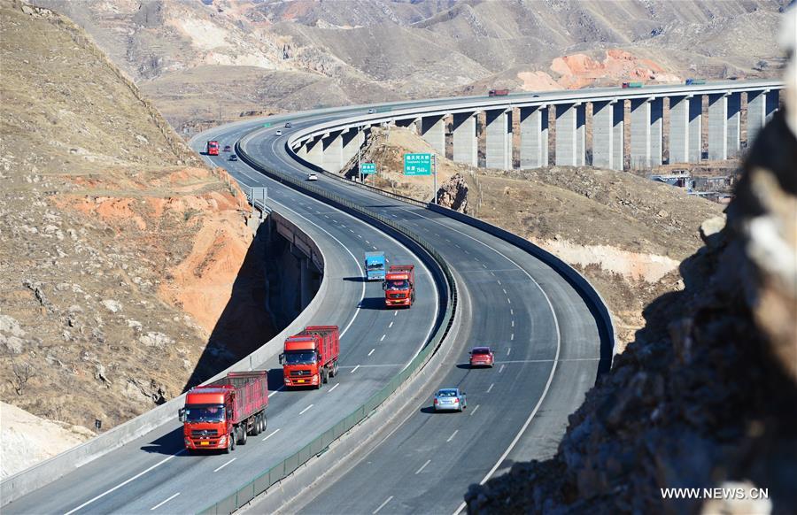 So far, a total of 6,333 kilometers highway have been paved in Hebei province and the highway linking Zhangjiakou and Chengde was also open to traffic. 