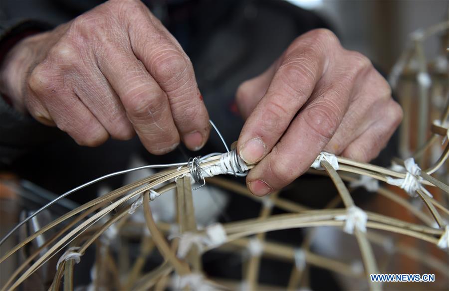 CHINA-GUANGXI-BINYANG-PAOLONG HANDICRAFTSMAN(CN)
