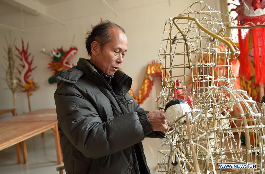 CHINA-GUANGXI-BINYANG-PAOLONG HANDICRAFTSMAN(CN)