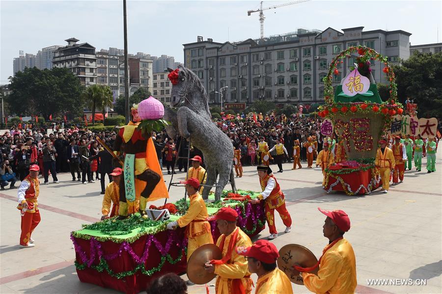 An intangible cultural heritage show was held here on Wednesday to celebrate the lunar new year.