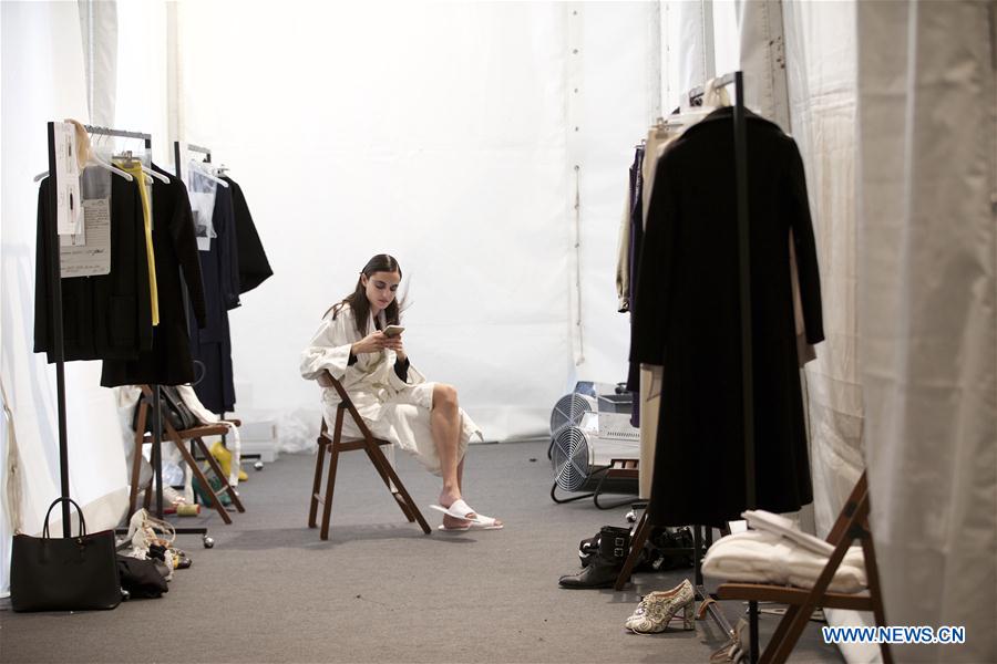 ITALY-MILAN-FASHION WEEK-ANTEPRIMA-RUNWAY-BACKSTAGE