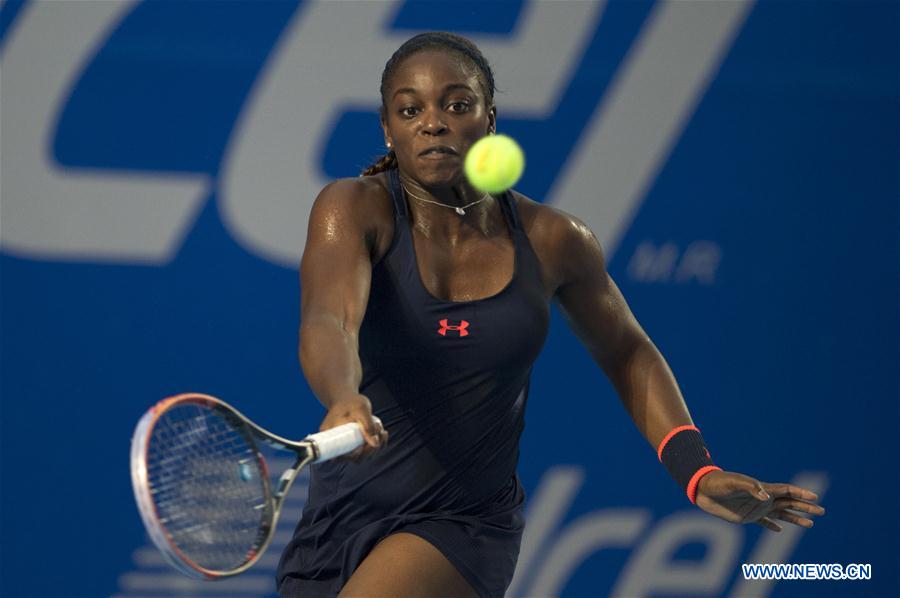 GUERRERO, Feb. 28, 2016 (Xinhua) -- United States' Sloane Stephens competes during the women's single final against Dominika Cibulkova of Slovakia at the Mexican Tennis Open 2016 in Acapulco, Mexico, Feb. 27, 2016. Sloane Stephens won 2-1 to claim the title. (Xinhua/Jesus Espinosa)