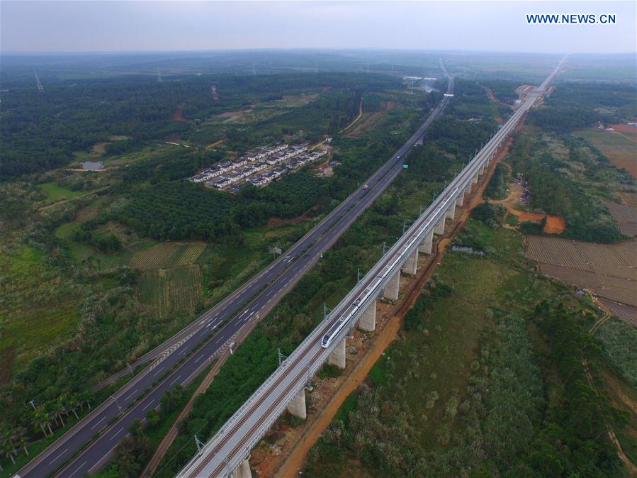 CHINA- HIGH-SPEED RAILWAY-INNOVATION (CN)