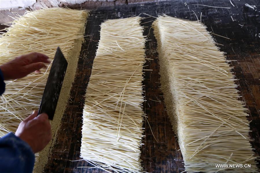 Gufo is famous for the 'Xu noodles,' named after villager Xu Zhonghai for his traditional and special techniques of making the noodles. The techniques were listed in Chongqing's intangible cultural heritage in 2015.