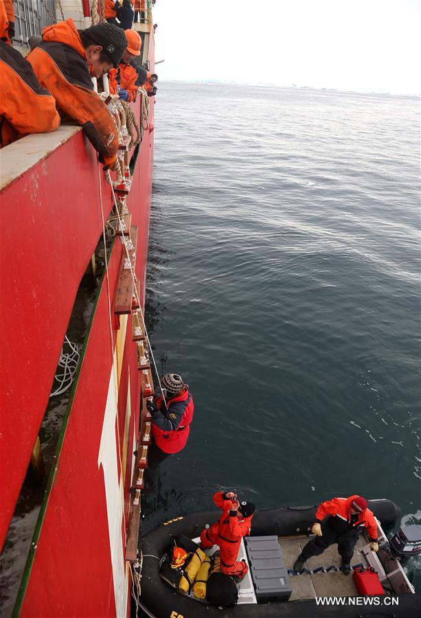 Xuelong went to Australia's Davis research station to help carry two researchers and goods and materials left by a stranded Australian icebreaker