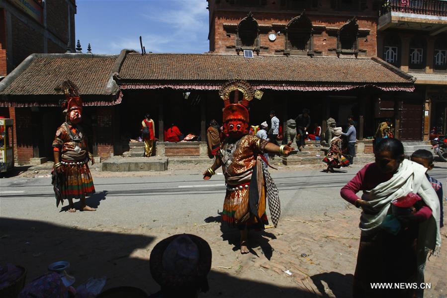 NEPAL-BHAKTAPUR-NAVADURGA DANCE
