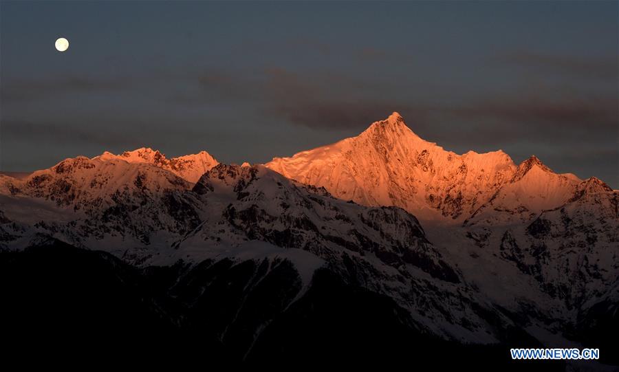 CHINA-YUNNAN-MEILI SNOW MOUNTAINS (CN)