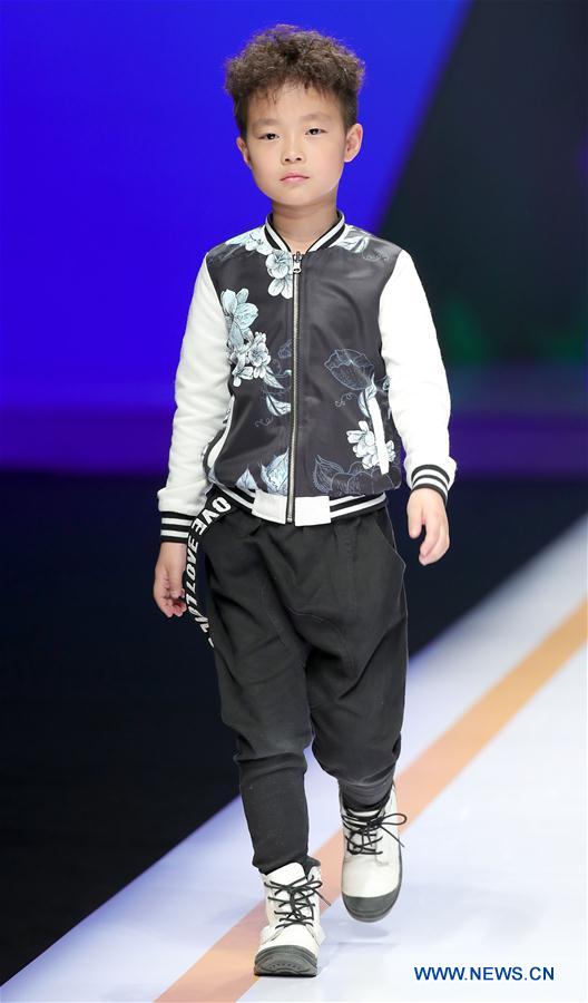 CHINA-BEIJING-FASHION WEEK(CN) 