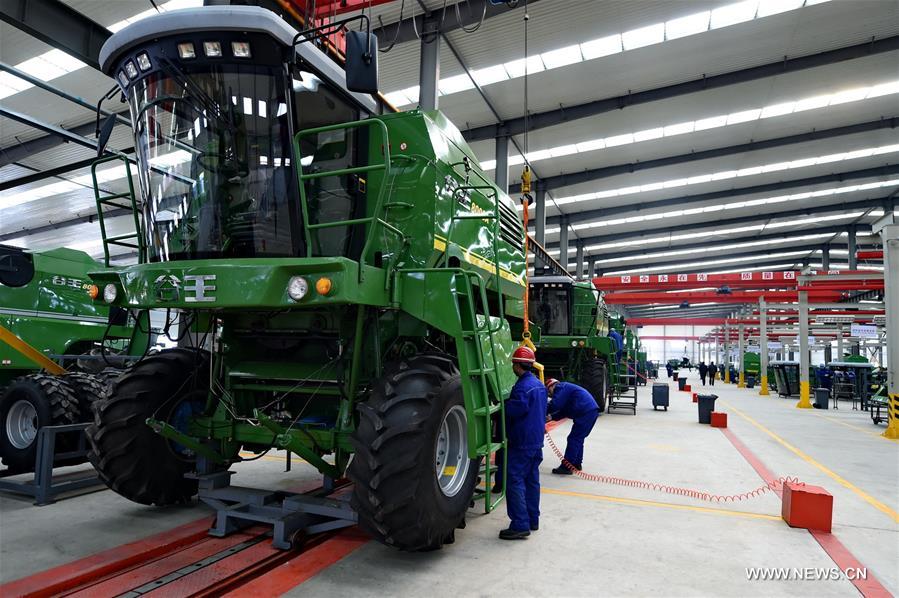 China's GDP stood at 15.9 trillion RMB yuan (2.4 trillion U.S. dollars) in the first quarter this year, growing up by 6.7 percent year on year, the National Bureau of Statistics said on April 15, 2016. 