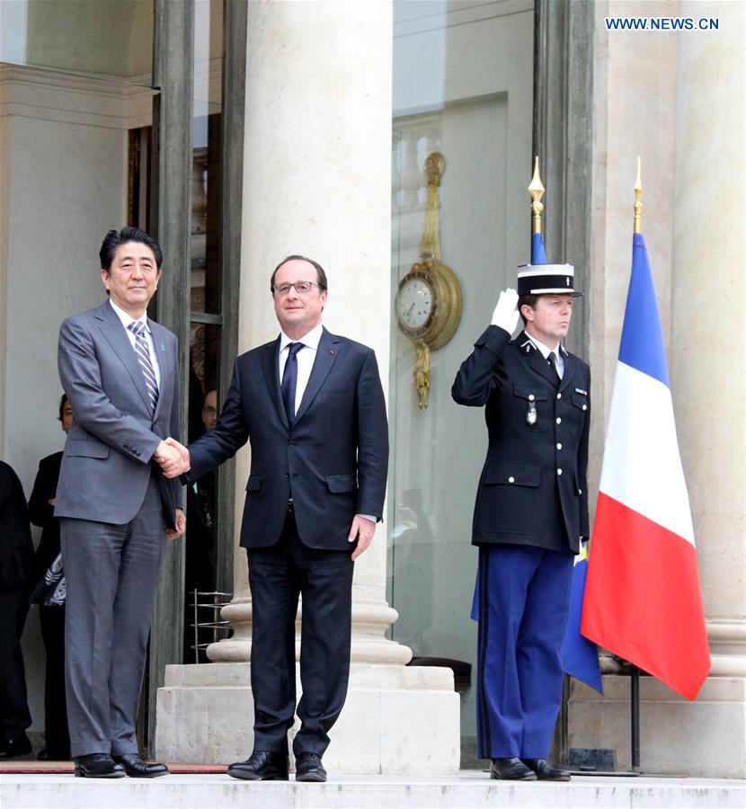 FRANCE-PARIS-JAPAN-ABE-VISIT