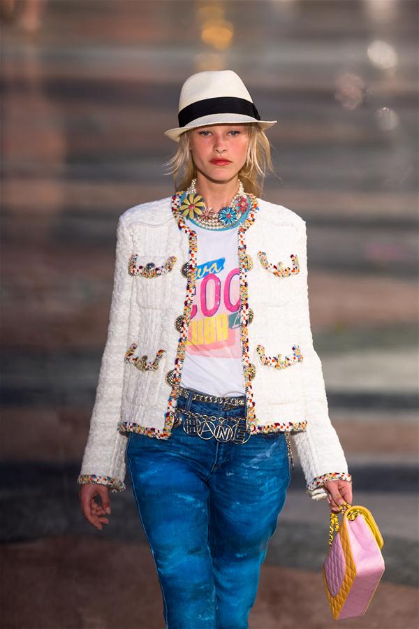 CUBA-HAVANA-CHANEL CRUISE