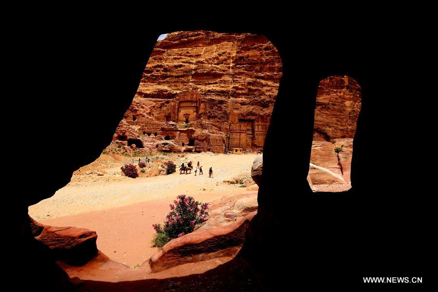JORDAN-PETRA-TOURISM