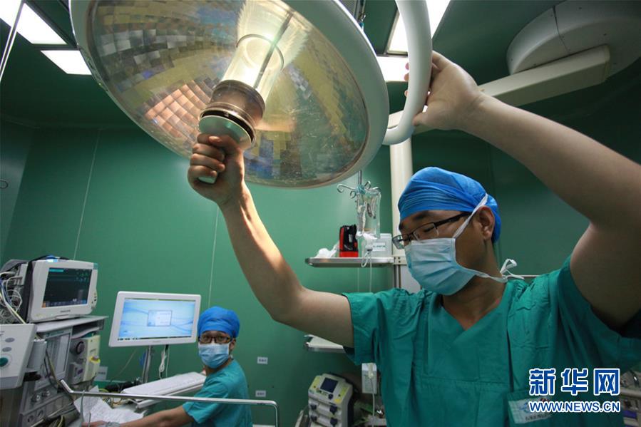 妇产医院的男丁格尔